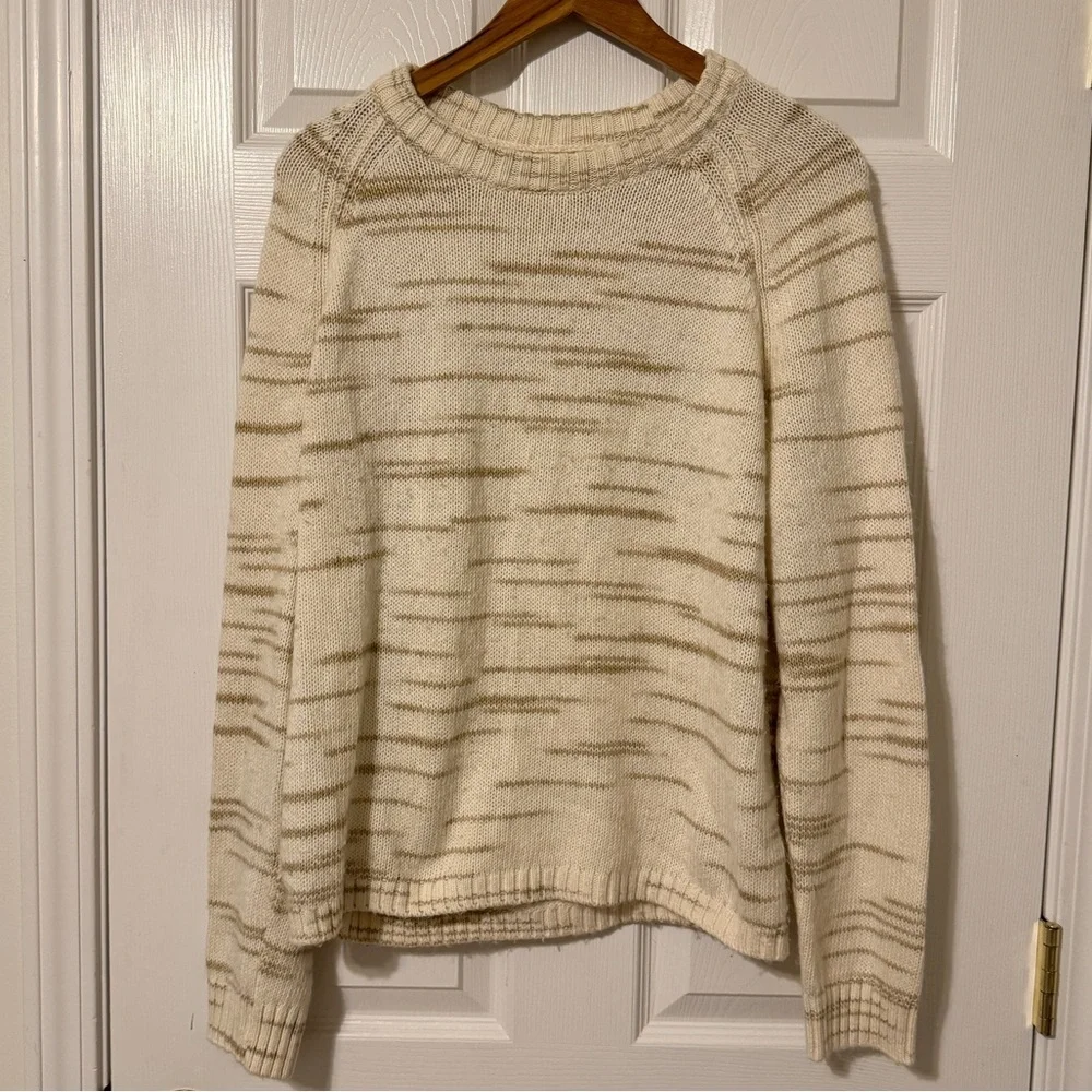 J. Crew Raglan Space Dyed Crew Neck Sweater cream and tan size large